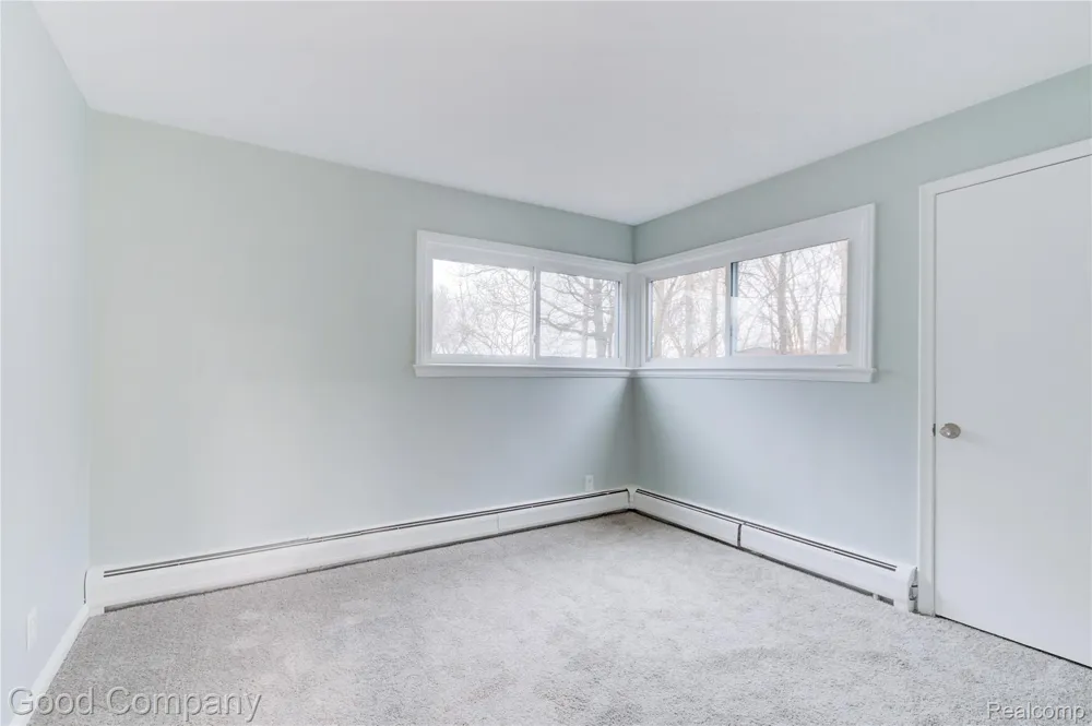 1710 Woodward Heights Ferndale City, MI 48220