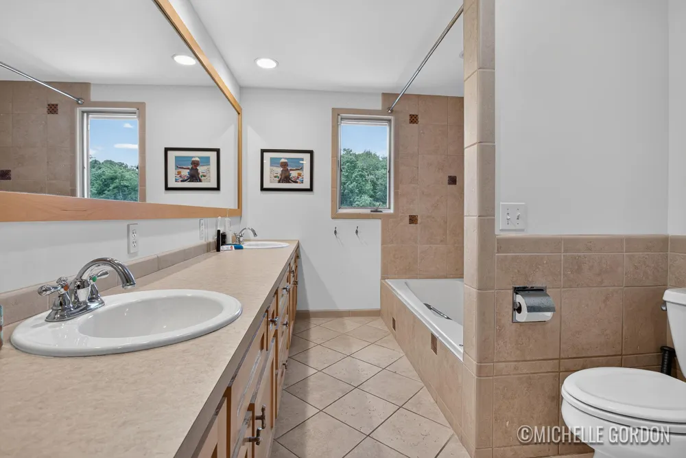 2465 Cascade Springs Drive SE Cascade Charter Township, MI 49546