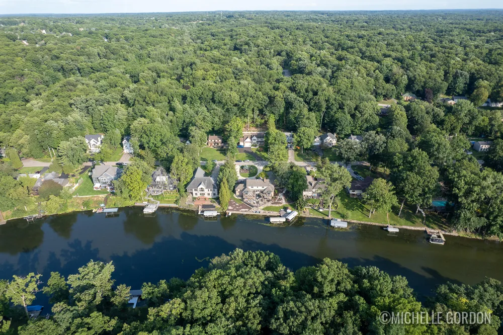 2465 Cascade Springs Drive SE Cascade Charter Township, MI 49546