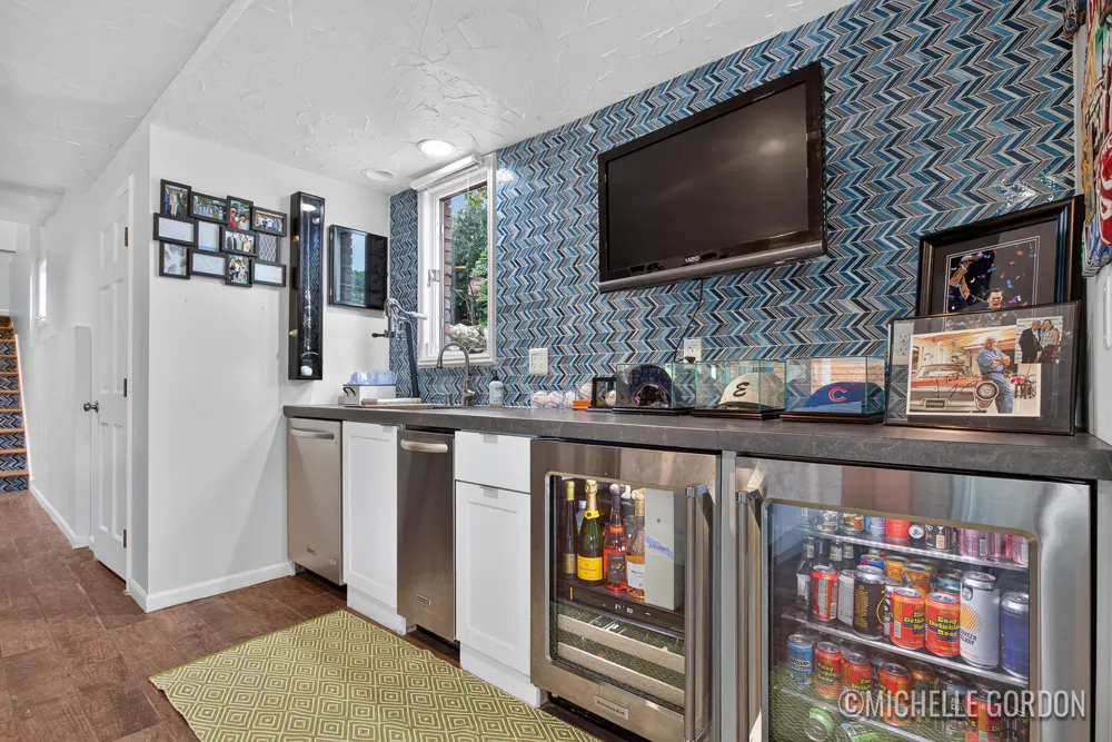 2465 Cascade Springs Drive SE Cascade Charter Township, MI 49546