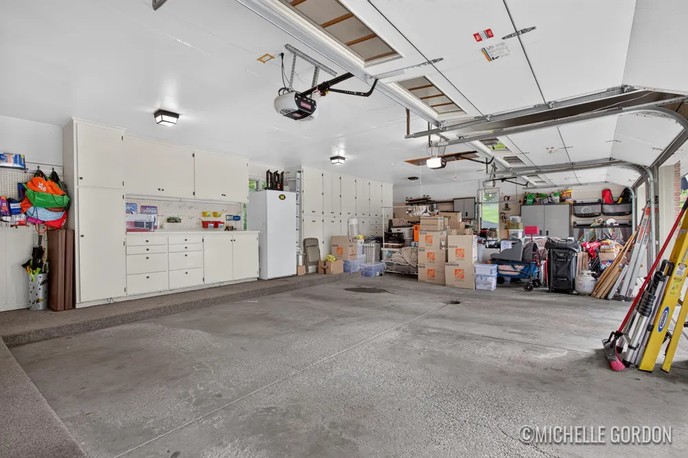 2465 Cascade Springs Drive SE Cascade Charter Township, MI 49546