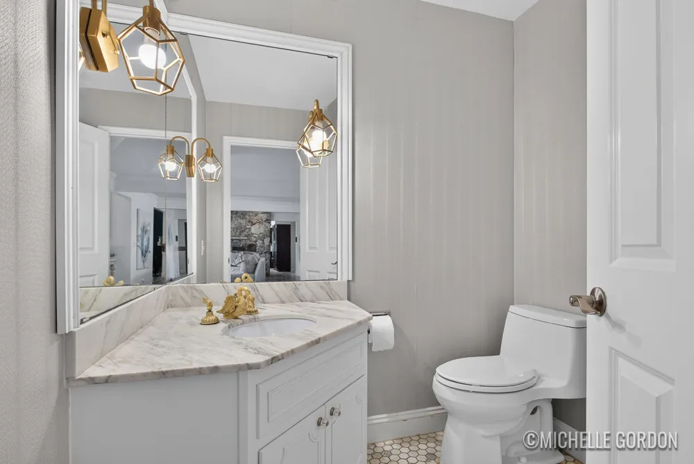2465 Cascade Springs Drive SE Cascade Charter Township, MI 49546