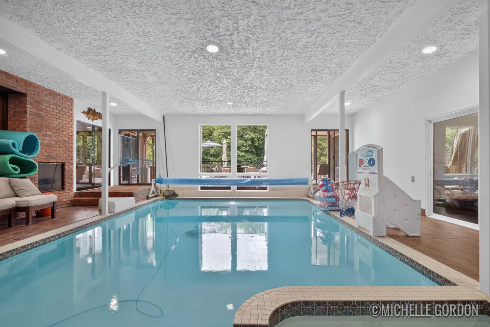 2465 Cascade Springs Drive SE Cascade Charter Township, MI 49546