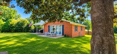 605 Peachtree DR