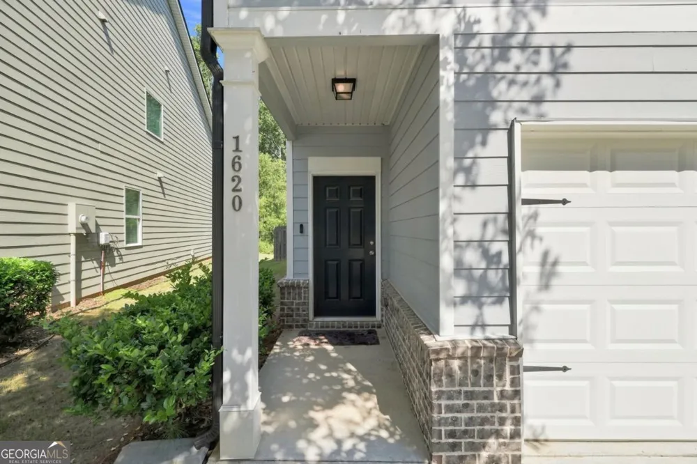 1620 Jacobs WAY Stone Mountain, GA 30083