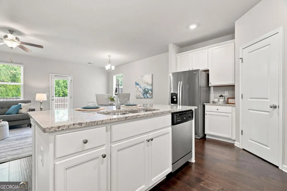 1620 Jacobs WAY Stone Mountain, GA 30083