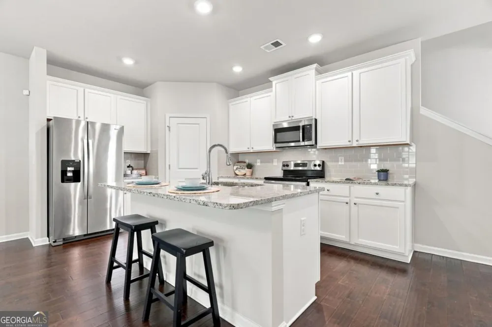 1620 Jacobs WAY Stone Mountain, GA 30083