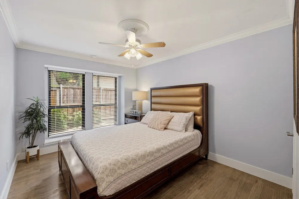 8710 Sanshire Avenue Dallas, TX 75231