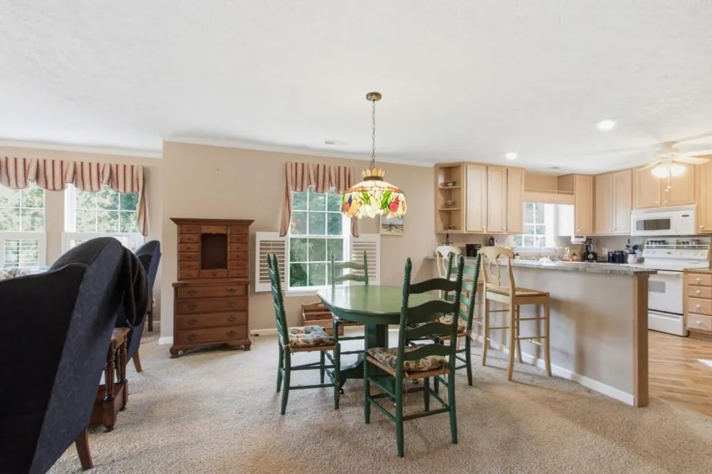 300 Ginger Creek  #307 Clayton, GA 30525