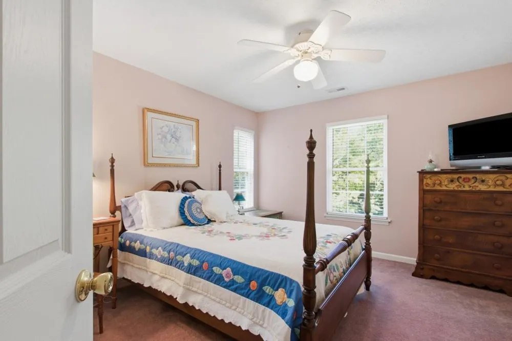 300 Ginger Creek  #307 Clayton, GA 30525