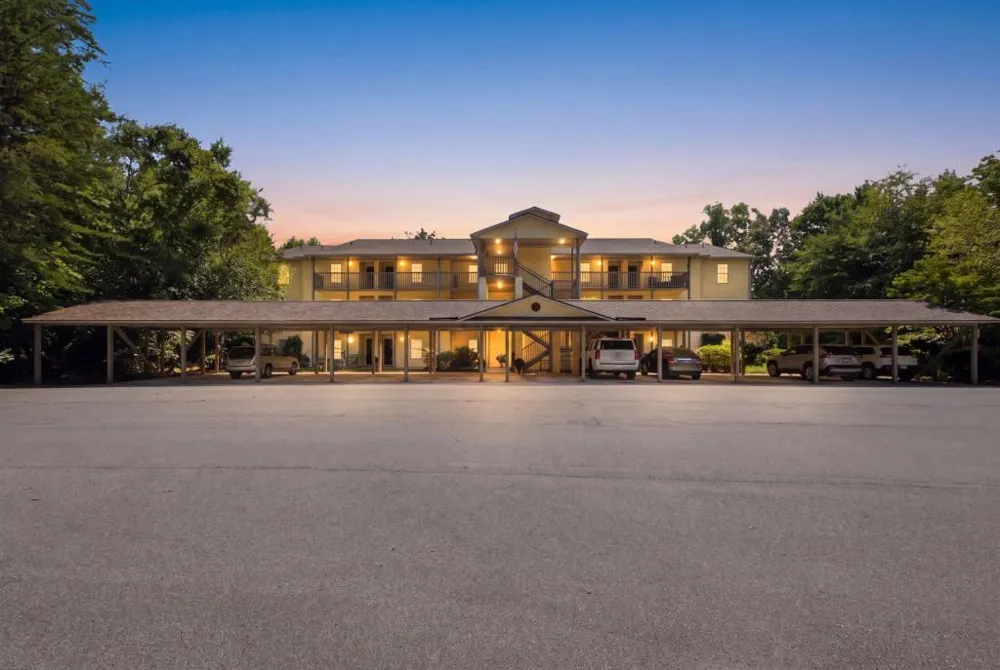 300 Ginger Creek  #307 Clayton, GA 30525