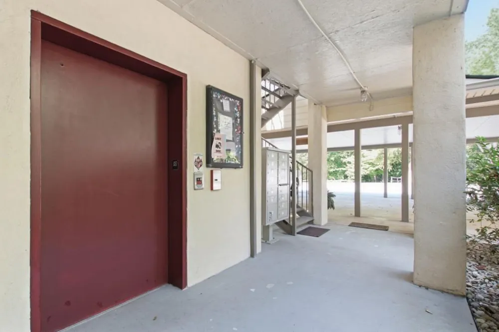 300 Ginger Creek  #307 Clayton, GA 30525