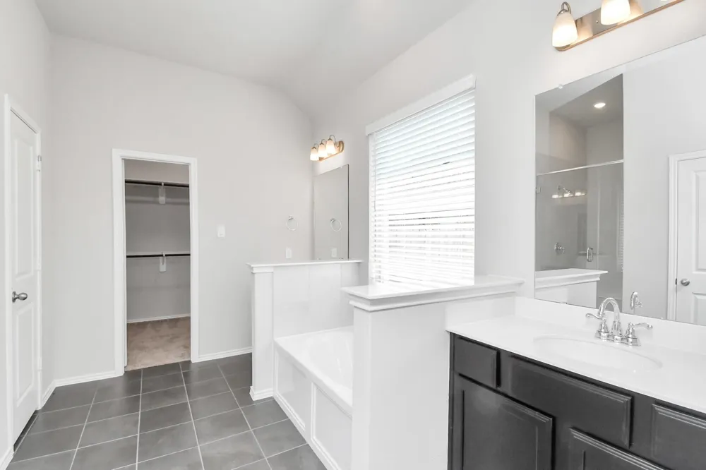 1242 Muscadine Hollow Lane Richmond, TX 77406
