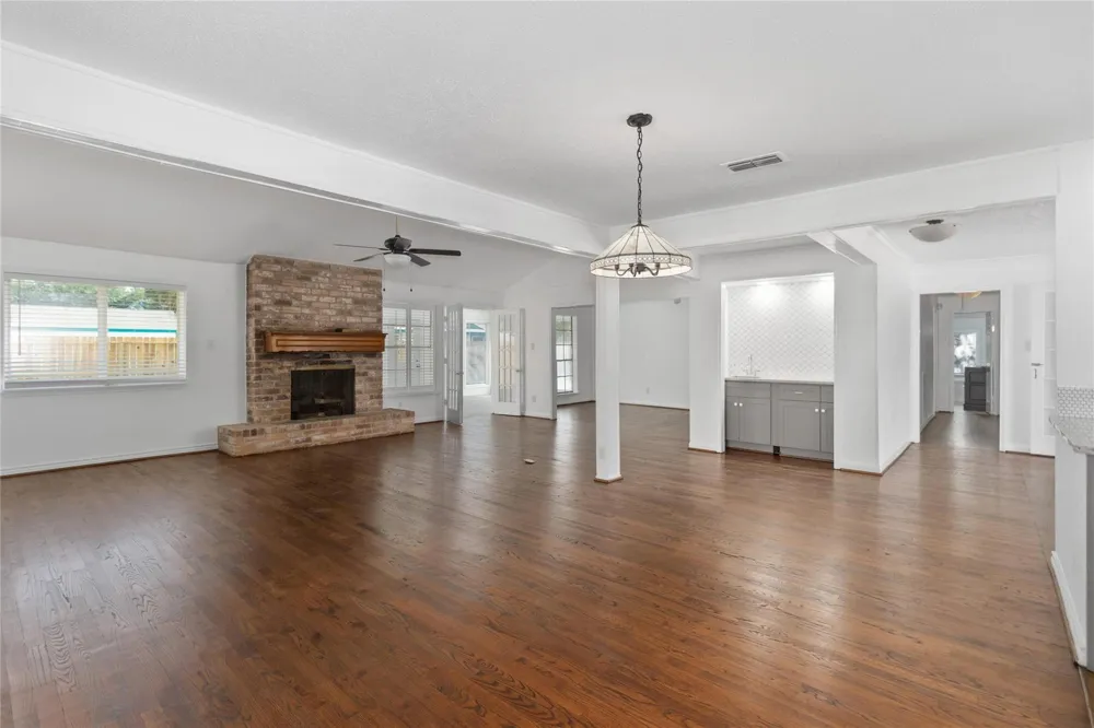 500 Shirleen Drive Seabrook, TX 77586