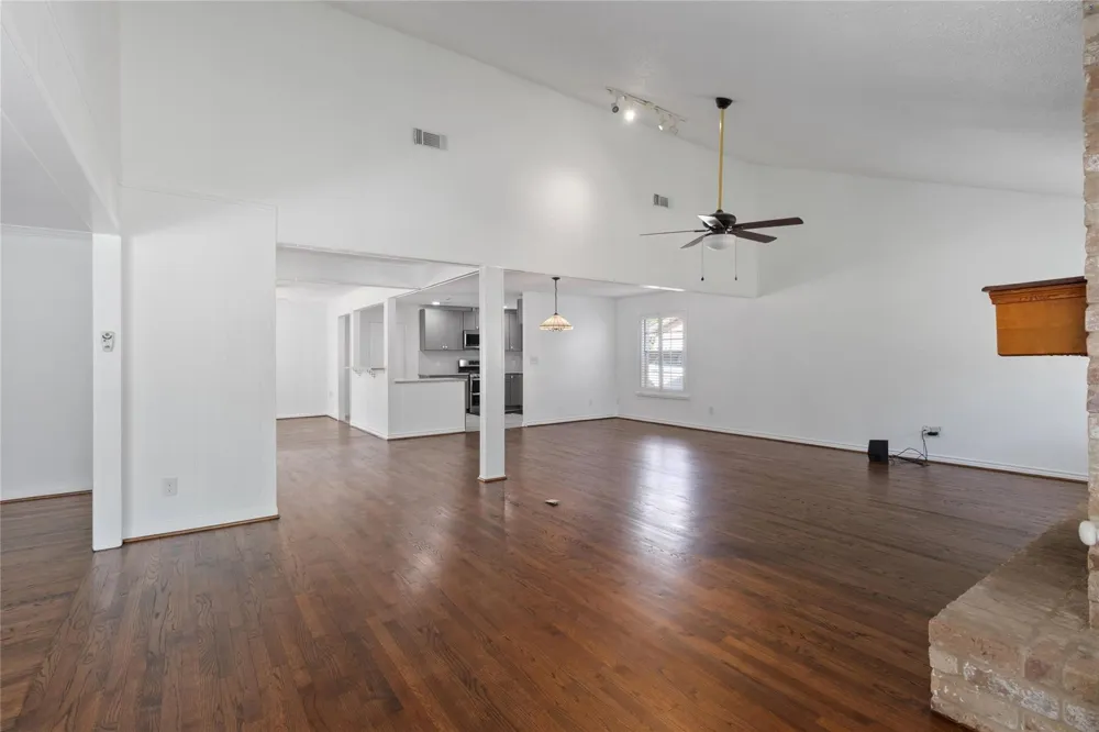 500 Shirleen Drive Seabrook, TX 77586