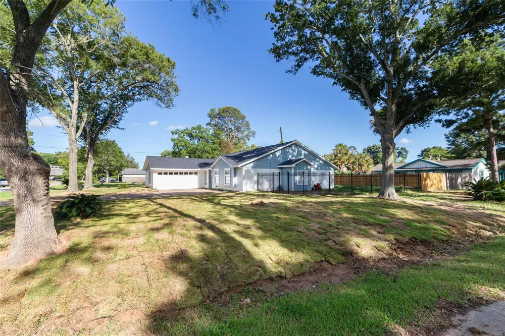 500 Shirleen Drive Seabrook, TX 77586