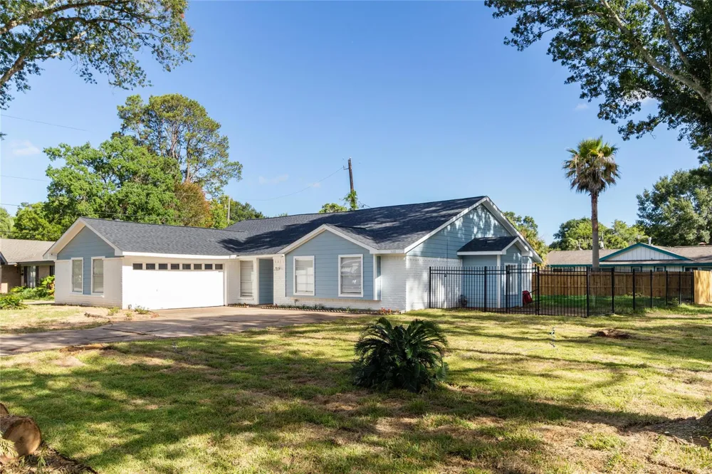 500 Shirleen Drive Seabrook, TX 77586