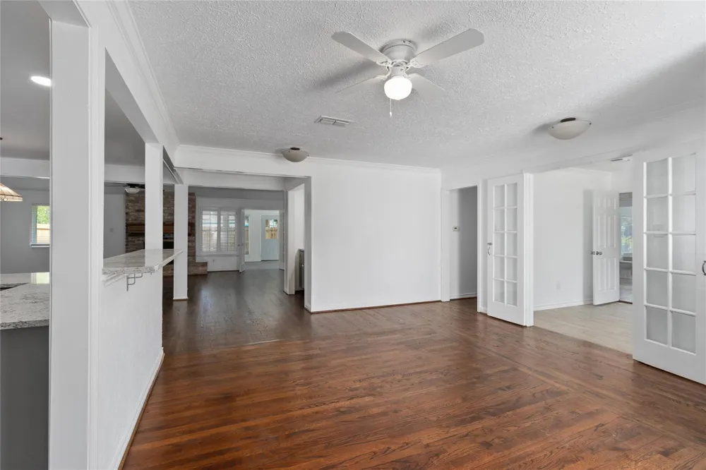 500 Shirleen Drive Seabrook, TX 77586