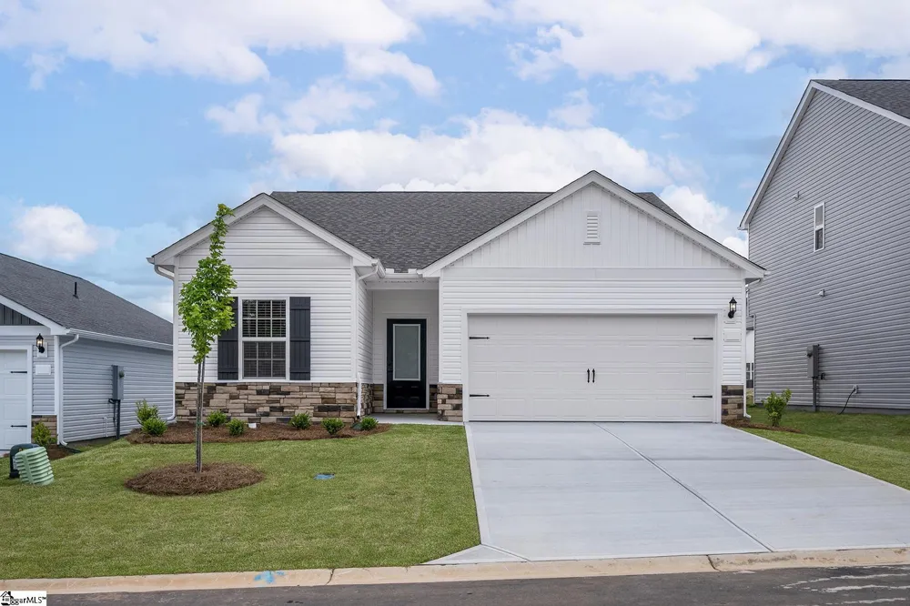 415 West Claywalk Road Woodruff, SC 29388