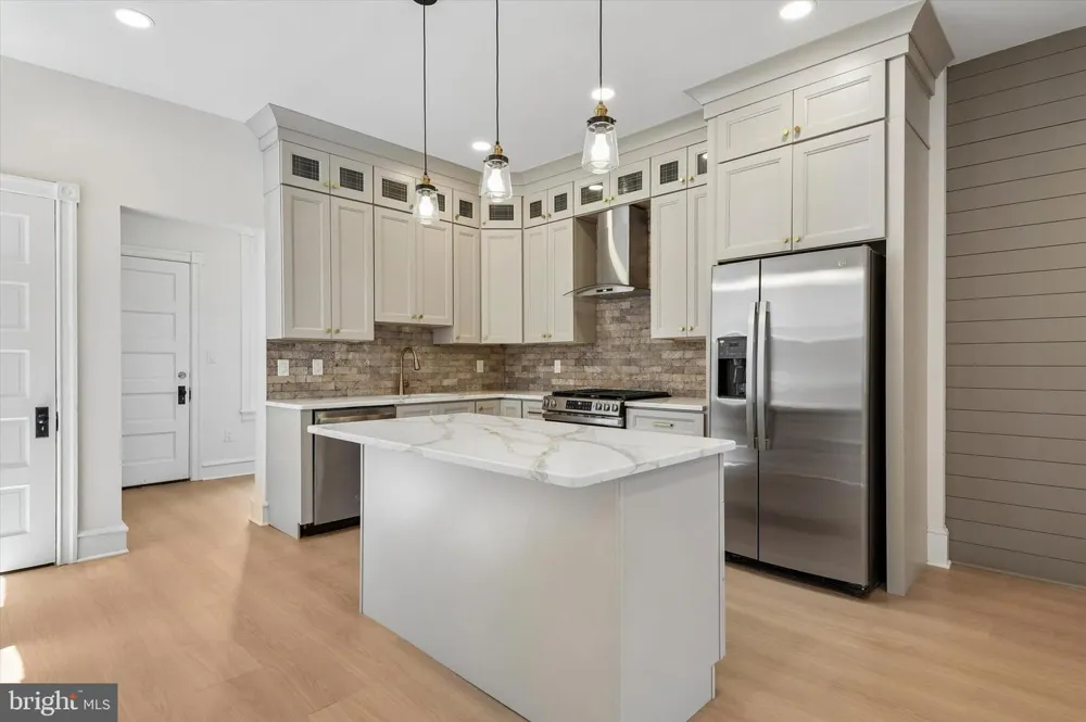 451 E WALNUT LANE Philadelphia, PA 19144