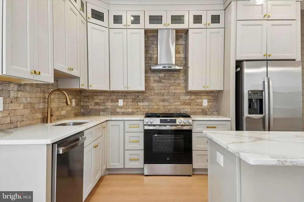 451 E WALNUT LANE Philadelphia, PA 19144