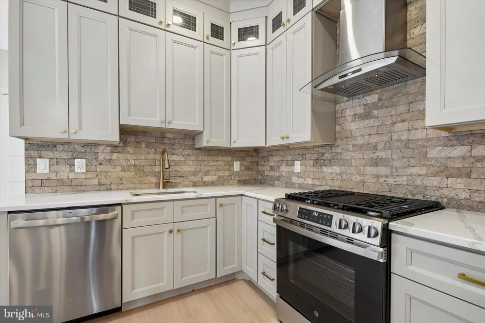 451 E WALNUT LANE Philadelphia, PA 19144