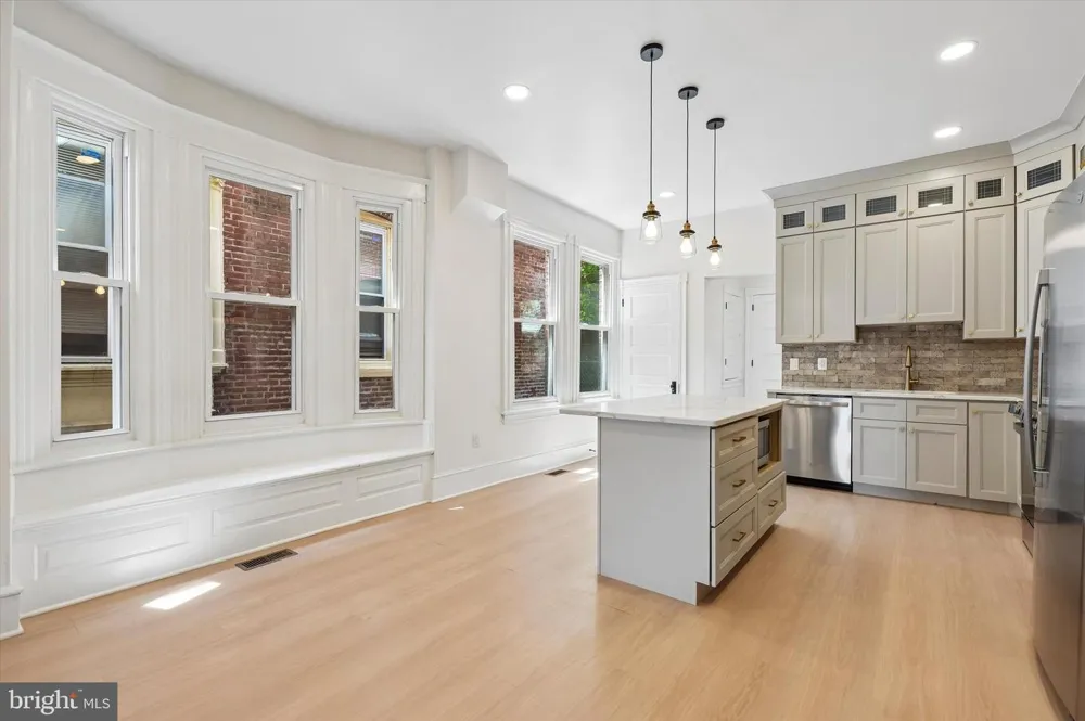 451 E WALNUT LANE Philadelphia, PA 19144