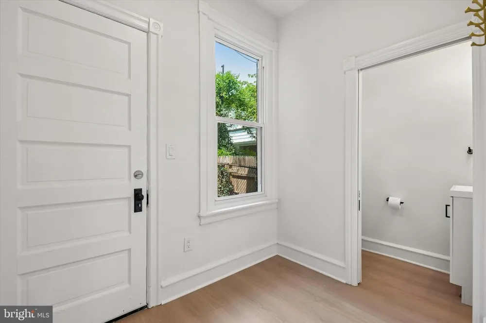 451 E WALNUT LANE Philadelphia, PA 19144