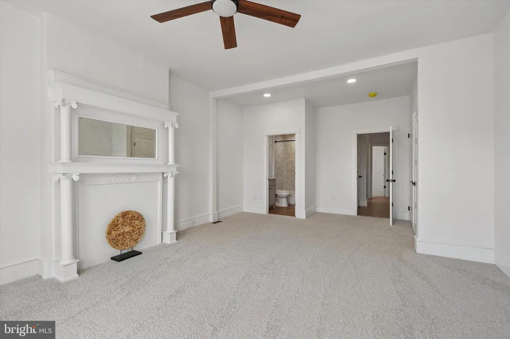 451 E WALNUT LANE Philadelphia, PA 19144