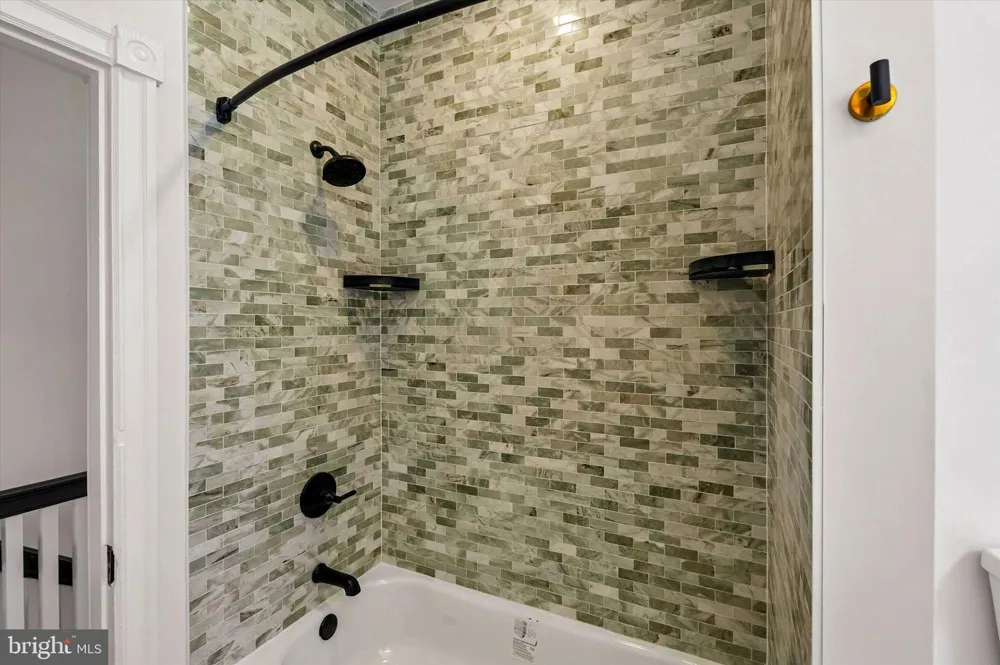 451 E WALNUT LANE Philadelphia, PA 19144