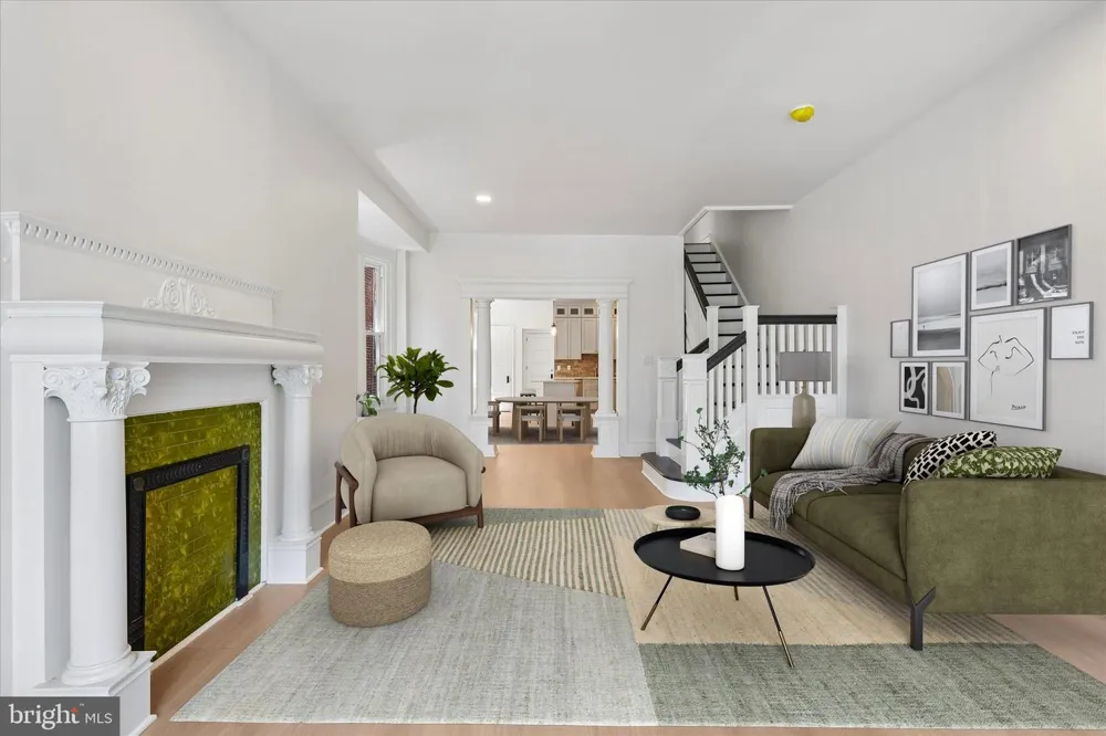 451 E WALNUT LANE Philadelphia, PA 19144