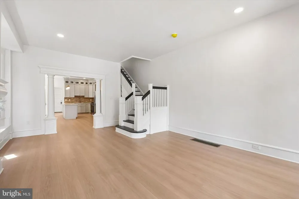 451 E WALNUT LANE Philadelphia, PA 19144