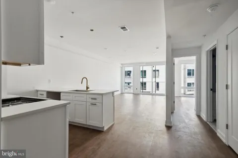 1614 RIDGE AVENUE #307