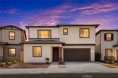 236 Lily Loop