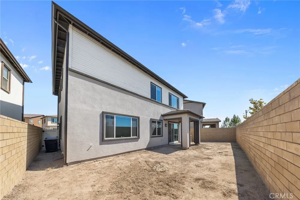 236 Lily Loop Irvine, CA 92618