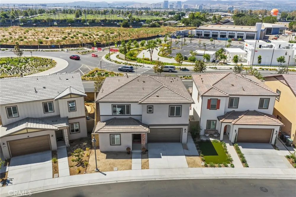236 Lily Loop Irvine, CA 92618