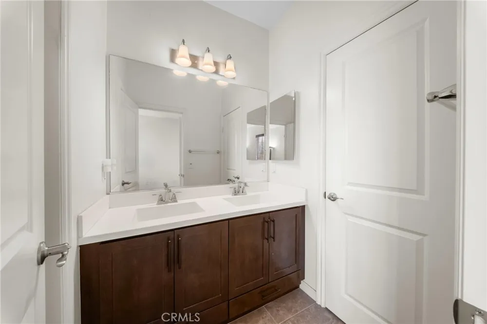 18065 Magee Yorba Linda, CA 92886