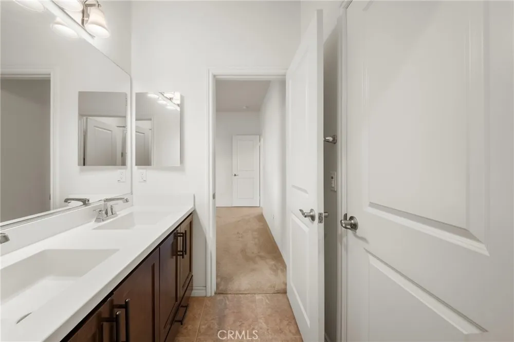 18065 Magee Yorba Linda, CA 92886