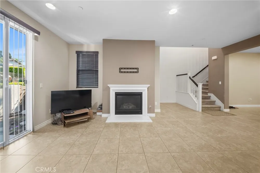 18065 Magee Yorba Linda, CA 92886