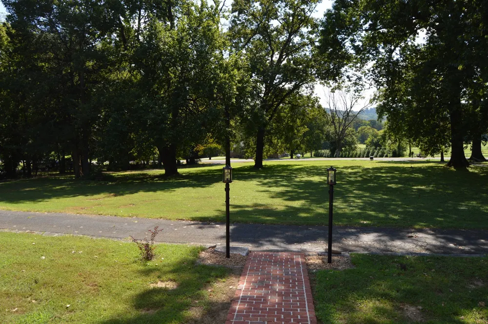 952 Old Fayetteville Highway Lynchburg, TN 37352