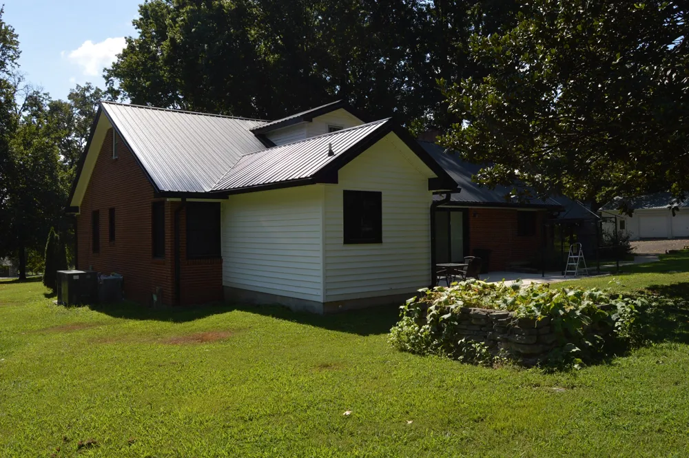 952 Old Fayetteville Highway Lynchburg, TN 37352