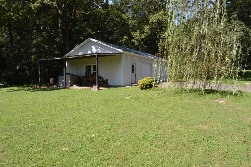 952 Old Fayetteville Highway Lynchburg, TN 37352