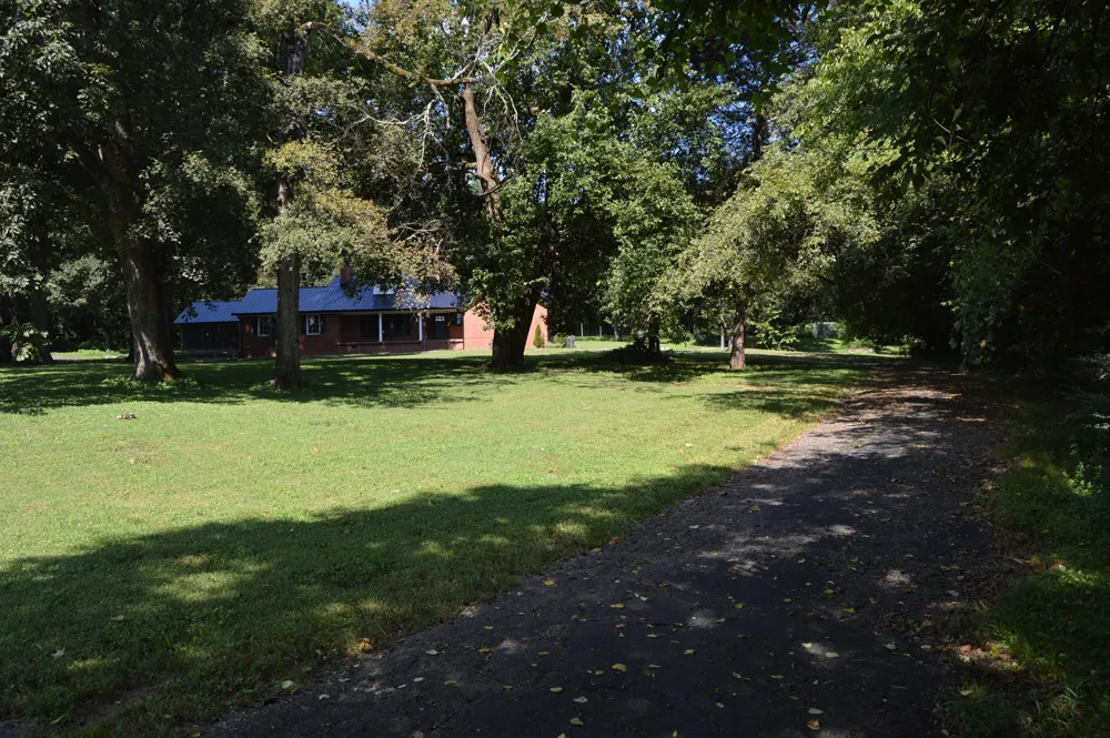 952 Old Fayetteville Highway Lynchburg, TN 37352