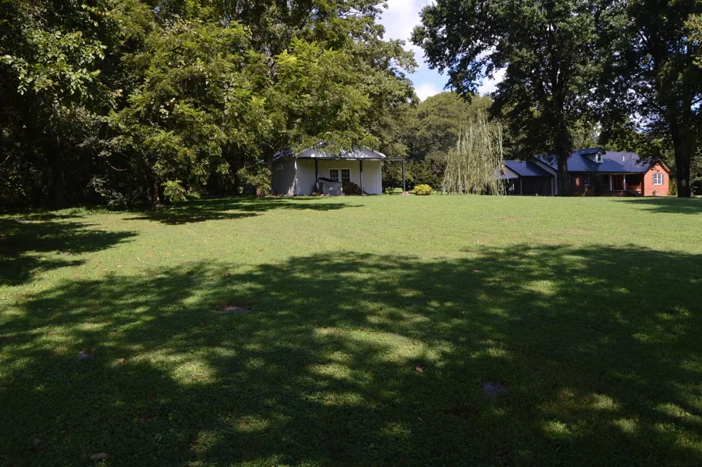 952 Old Fayetteville Highway Lynchburg, TN 37352