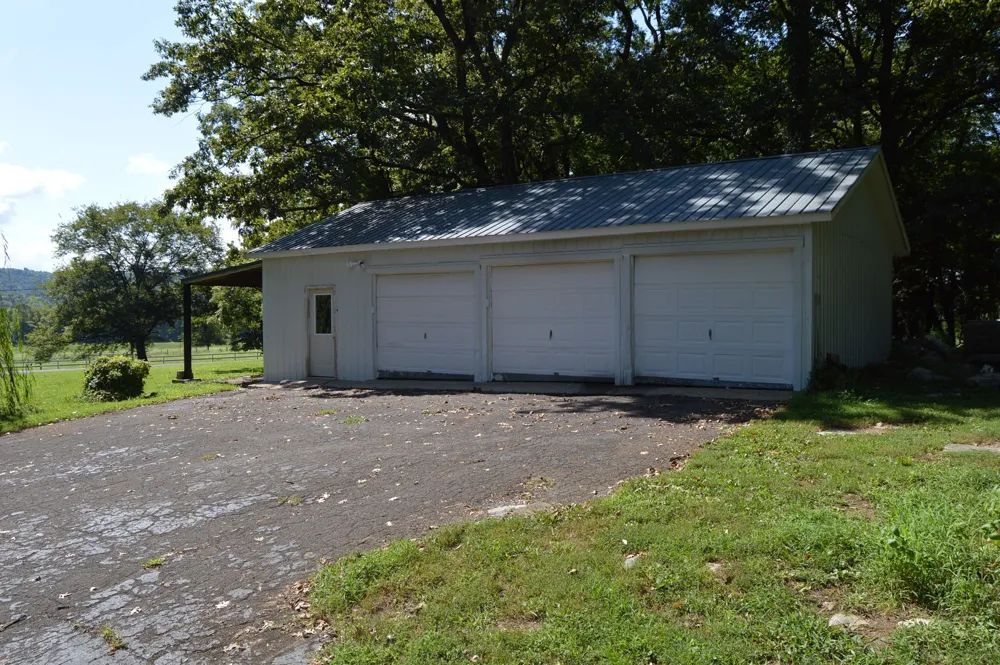 952 Old Fayetteville Highway Lynchburg, TN 37352