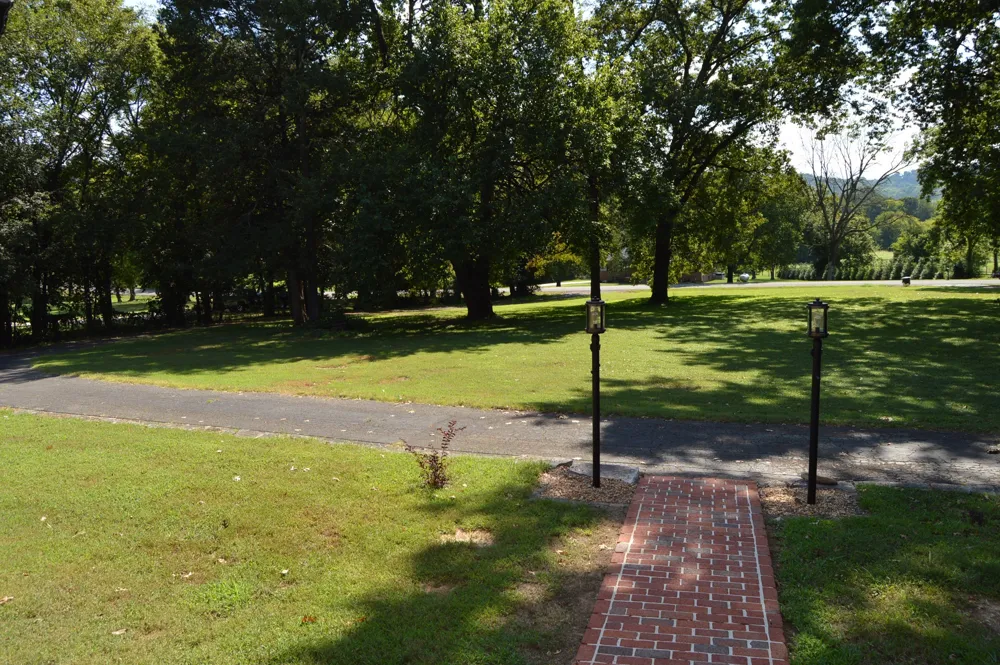 952 Old Fayetteville Highway Lynchburg, TN 37352