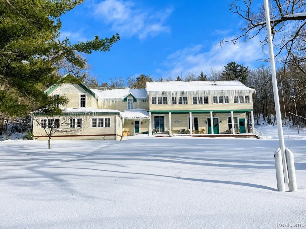 7441 First Court Avenue Gaylord City, MI 49735