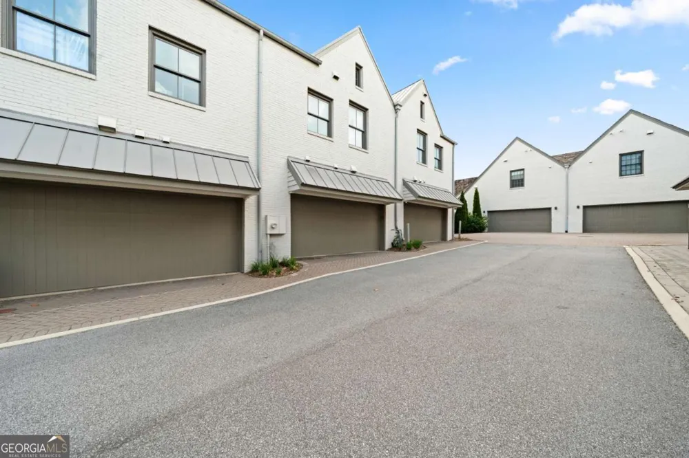 360 Heatherden AVE Fayetteville, GA 30214