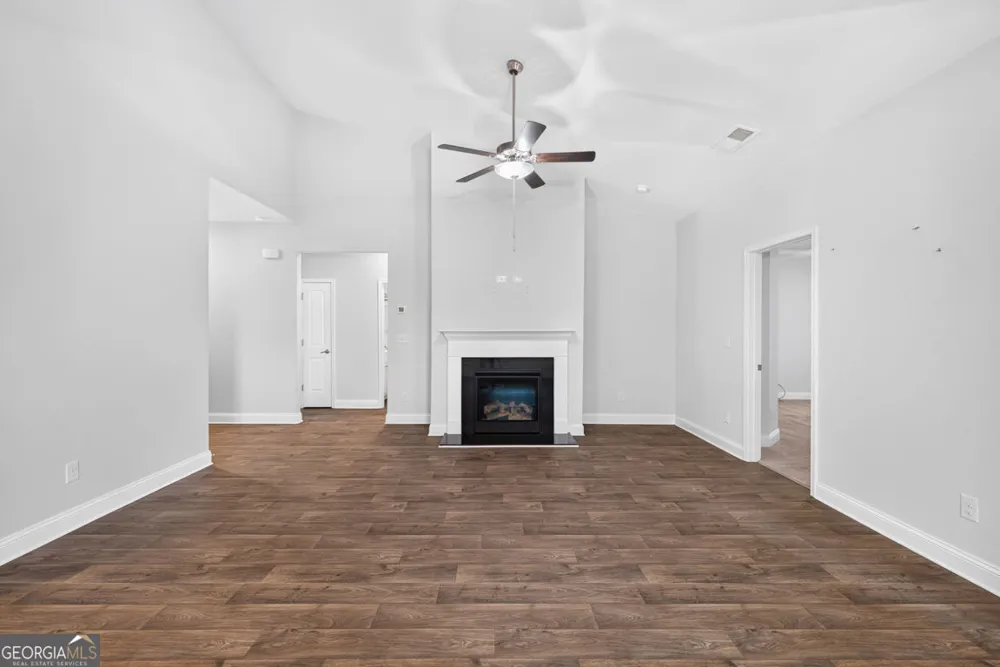 832 Hidden Hollow CIR Commerce, GA 30529