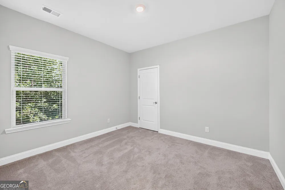 832 Hidden Hollow CIR Commerce, GA 30529